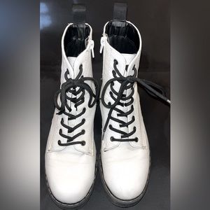 UNIONBAY HAYDEN WHITE WOMEN'S COMBAT BOOT